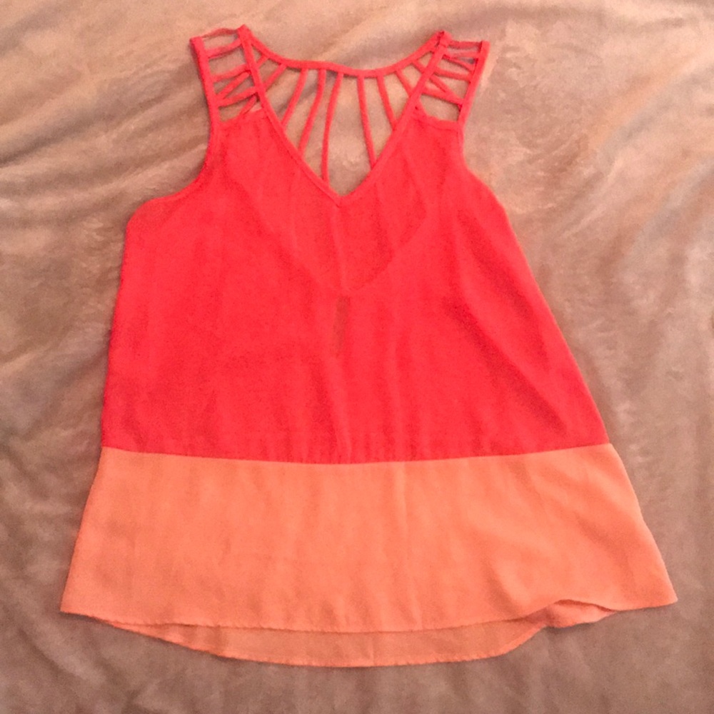 Pink tank top